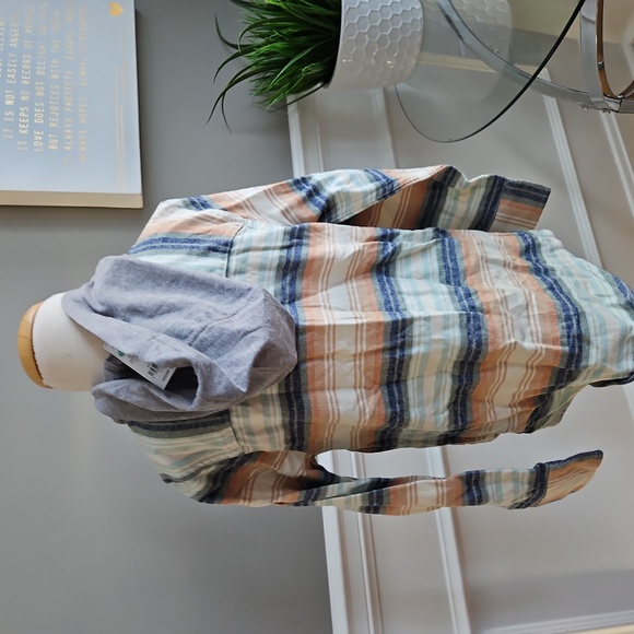 Oshkosh children's shirt - Picture 4 of 8